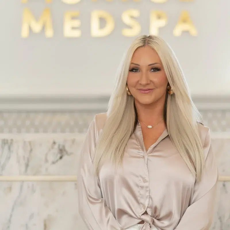 Rachel, Front Desk Receptionist<br />
